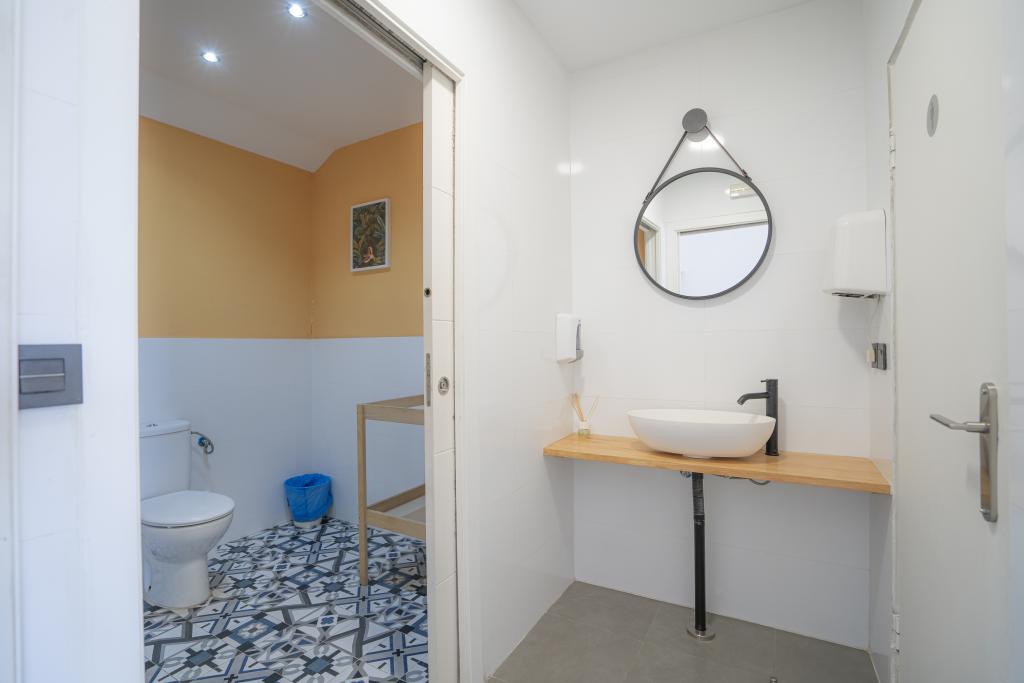 Baño adaptado del local Ludika 1